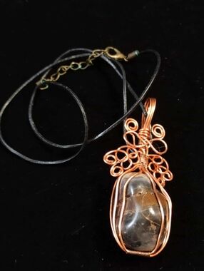 Vintage 90s Natural Stone Wire Wrapped Pendant Necklace Copper Tone Leather Cord